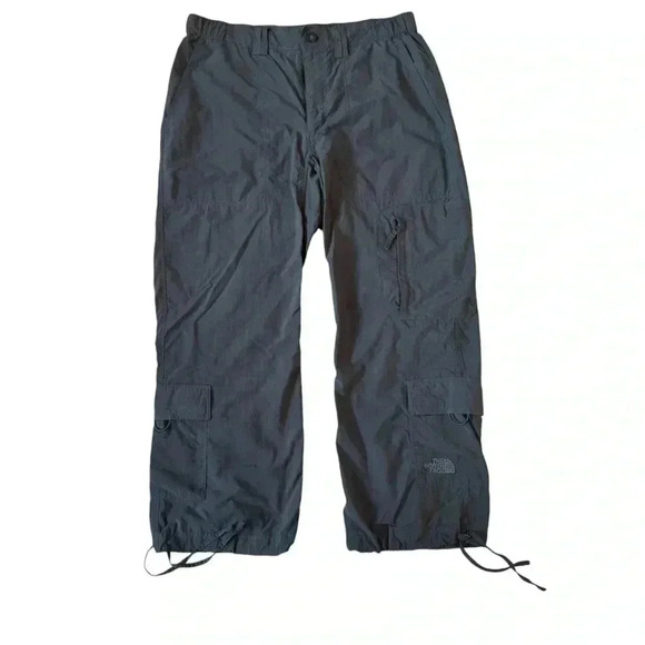 The North Face Size 3/4 Length Cargo Pants In Grey - Picture 1 of 13
